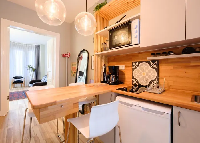 公寓 City-center Urban Flat With Private Balcony