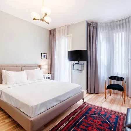 Apartment City-center Urban Flat With Private Balcony Istanbul